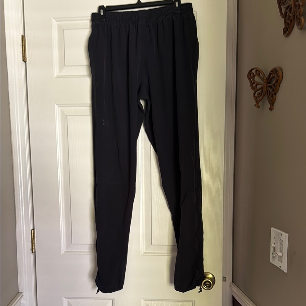 Under Armour Black Jogger Sweatpants Relaxed Fit